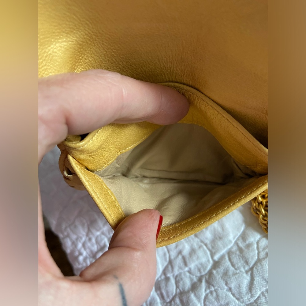 Bottega Veneta Gold Gilt Change Purse - Picture 8 of 16